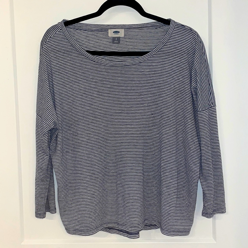 Old Navy Quarter Sleeve Tee